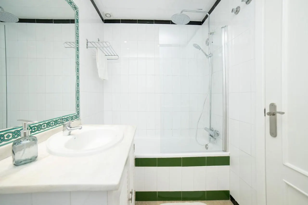 Alohamundi Lumbreras II Apartment Seville Spain