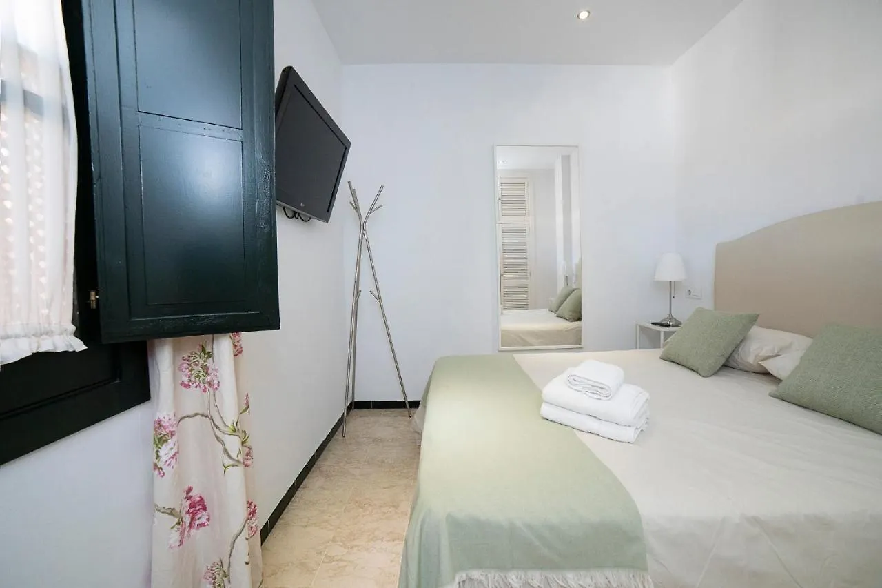 Alohamundi Lumbreras II Apartment Seville